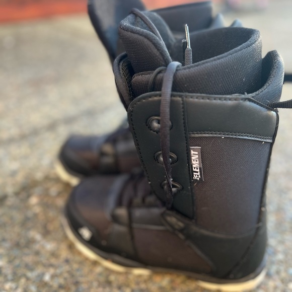 5th Element snowboard boots - Picture 2 of 5